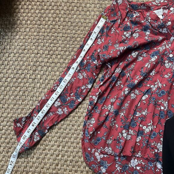 Ann Taylor Loft Red Floral Blouse Women’s Medium 3/4 Roll Tab Sleeve Hi Lo Hem - Picture 8 of 8